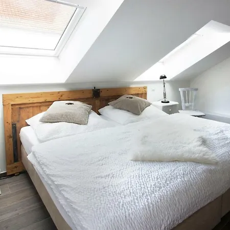 Zur Alten Rebe Hébergement de vacances *