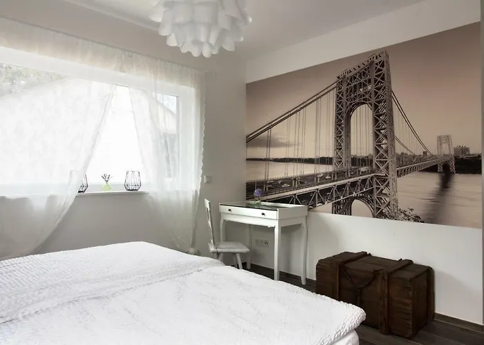 Zur Alten Rebe Und Weingut * コンツ