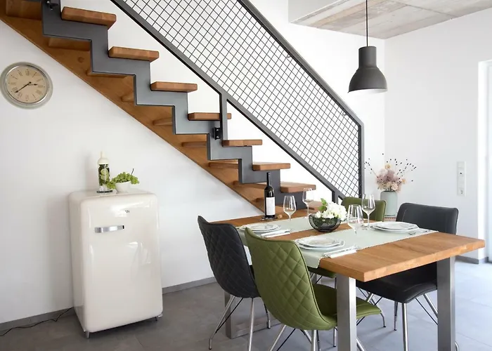 Zur Alten Rebe Und Weingut Casa de Férias *