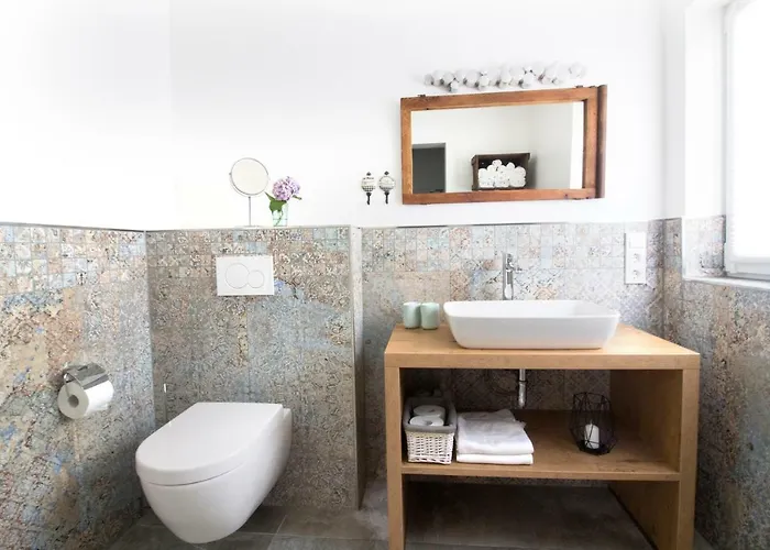 Zur Alten Rebe Und Weingut * Konz